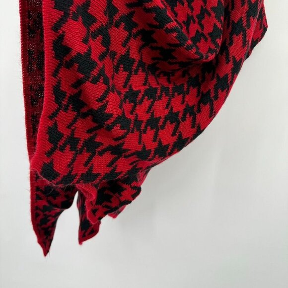 Lisa International Red Black Houndstooth Knit Sweater Poncho 1X plus new - Picture 11 of 11